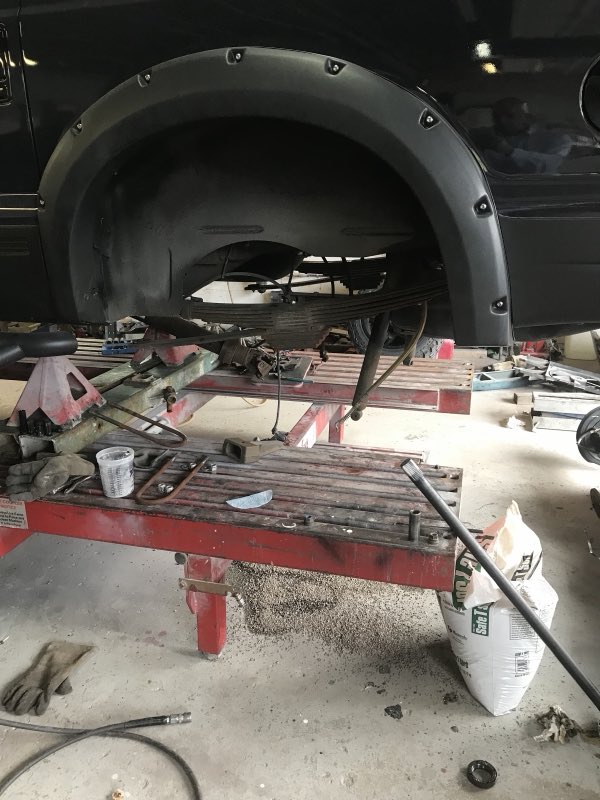 Iztapalapa Body Shop frame work photo